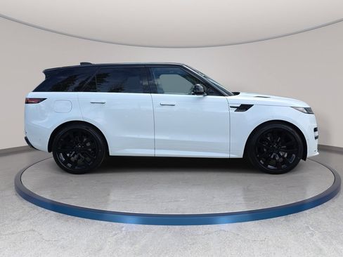 New 2026 Land Rover Range Rover Sport Dynamic SE AWD/4WD image 6