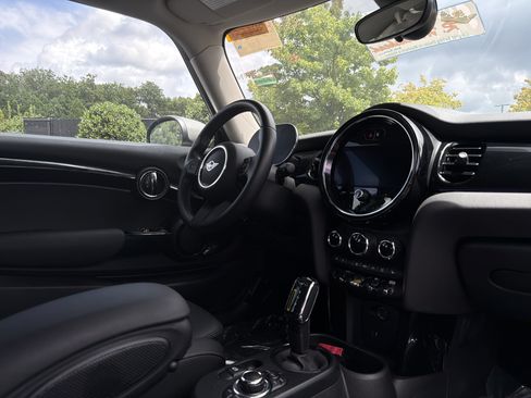 Used 2023 MINI Cooper SE FWD image 6