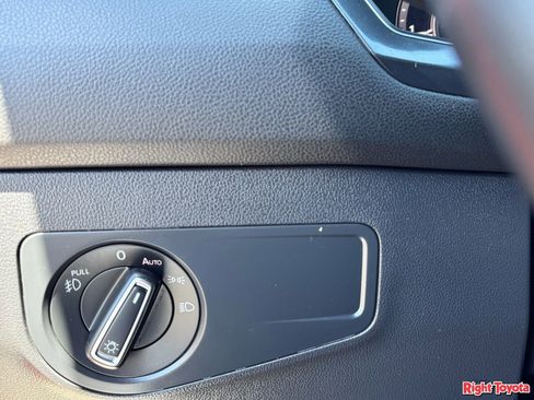 Used 2019 Volkswagen Tiguan SEL Premium R-Line AWD/4WD image 30