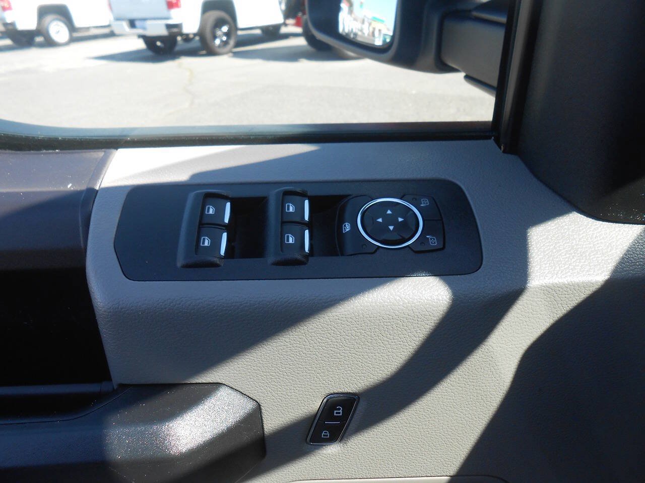 Used 2016 Ford F150 XL w/ XL Power Equipment Group AWD/4WD image 19