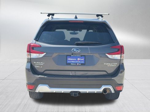 Used 2022 Subaru Forester Touring w/ Popular Package #2 AWD/4WD image 8