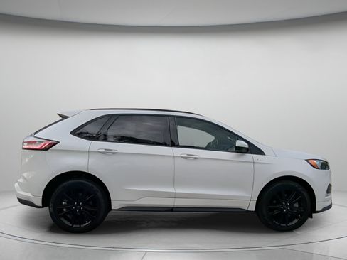 Certified 2022 Ford Edge ST-Line AWD/4WD image 32