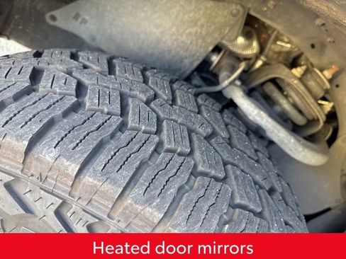 Used 2022 Toyota Tacoma TRD Sport image 13