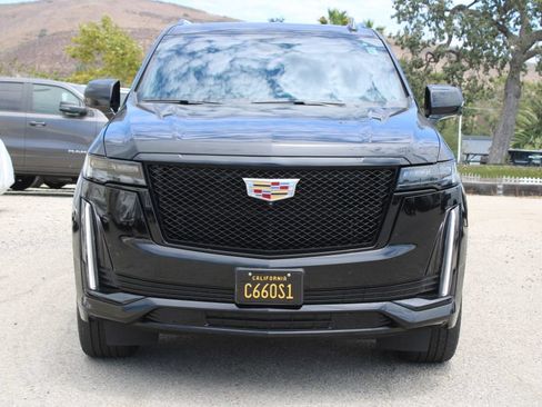 Used 2021 Cadillac Escalade ESV Sport w/ Driver Assist Tech Package AWD/4WD image 2