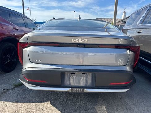 Used 2025 Kia K4 FWD image 3