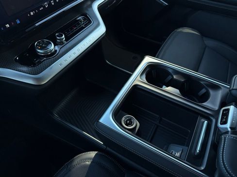 New 2026 Ford Expedition Max Platinum w/ Stealth Appearance Package image 21