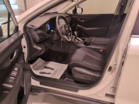 Used 2023 Subaru Outback Premium AWD/4WD image 13