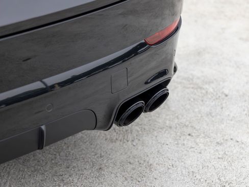 Certified 2023 Porsche Cayenne GTS AWD/4WD image 19