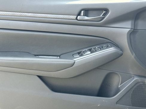 Used 2026 Nissan Altima 2.5 SV FWD image 16