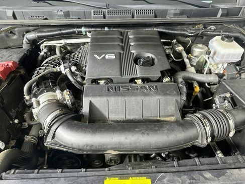 Used 2023 Nissan Frontier SV w/ SV Convenience Package AWD/4WD image 9
