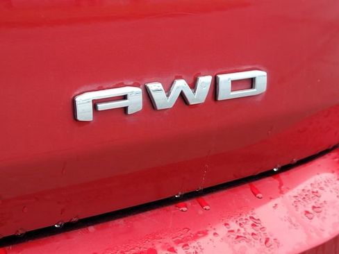 Used 2022 GMC Terrain SLT image 15