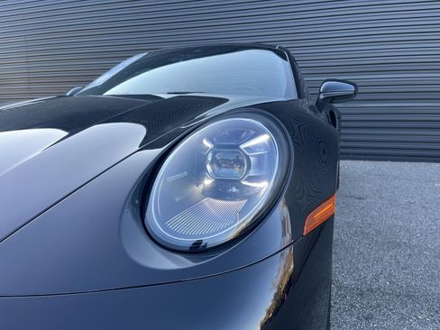 Certified 2021 Porsche 911 Turbo S image 10