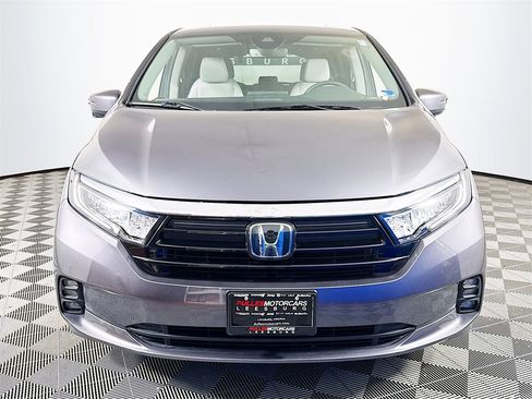 Used 2023 Honda Odyssey EX-L image 2