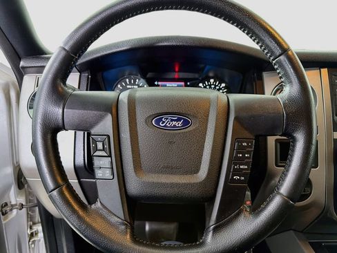 Used 2017 Ford Expedition EL XLT RWD image 14