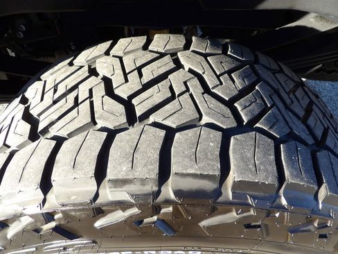 Used 2023 Ford F250 Limited w/ FX4 Off-Road Package image 66