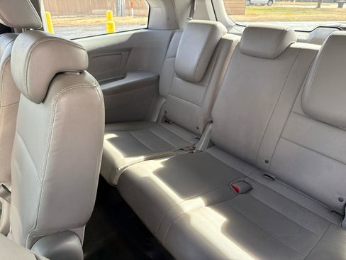 Used 2015 Honda Odyssey EX-L image 41