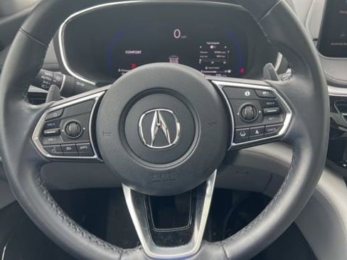 Used 2023 Acura MDX SH-AWD w/ Technology Package image 3
