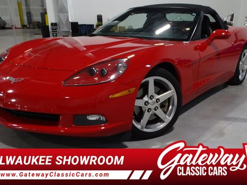 Used 2006 Chevrolet Corvette Convertible w/ Preferred Equipment Group image 1