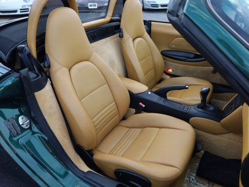 Used 2001 Porsche Boxster RWD image 46