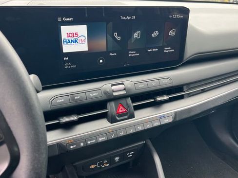 Certified 2025 Kia K4 FWD image 21