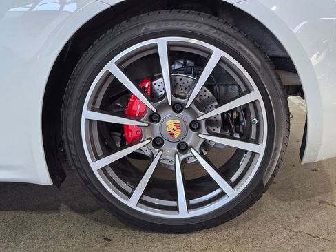 Used 2017 Porsche 718 Cayman S image 8