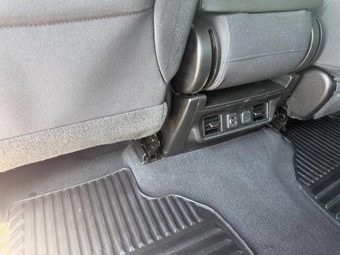 Used 2019 Chevrolet Silverado 1500 LT w/ All-Star Edition AWD/4WD image 12