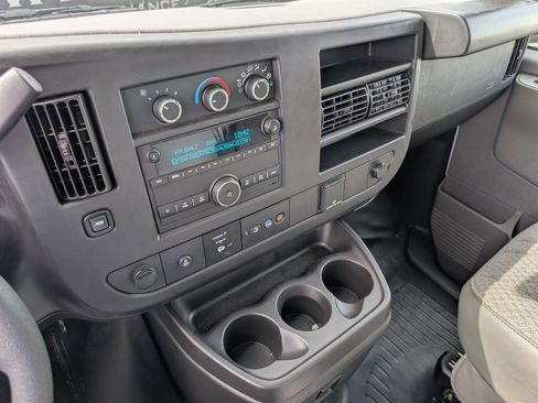 Used 2024 Chevrolet Express 3500 w/ Power Convenience Package RWD image 14