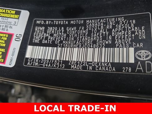 Used 2018 Toyota Corolla LE image 32