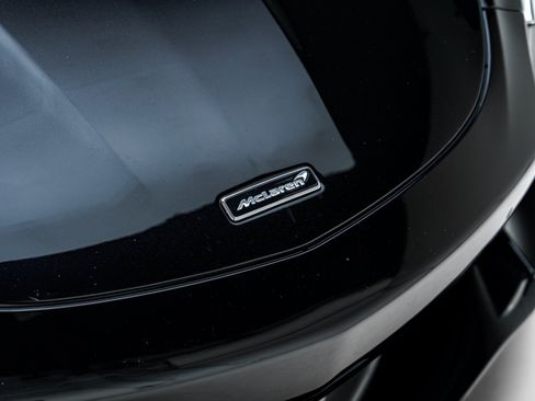 Used 2023 McLaren GT RWD image 21