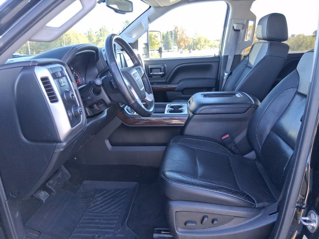 Used 2016 GMC Sierra 2500 SLT w/ Duramax Plus Package AWD/4WD image 30