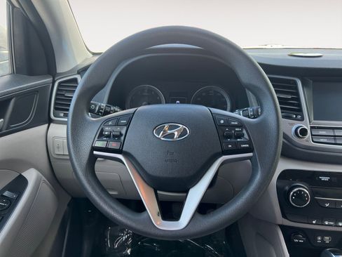 Used 2018 Hyundai Tucson SEL FWD image 12