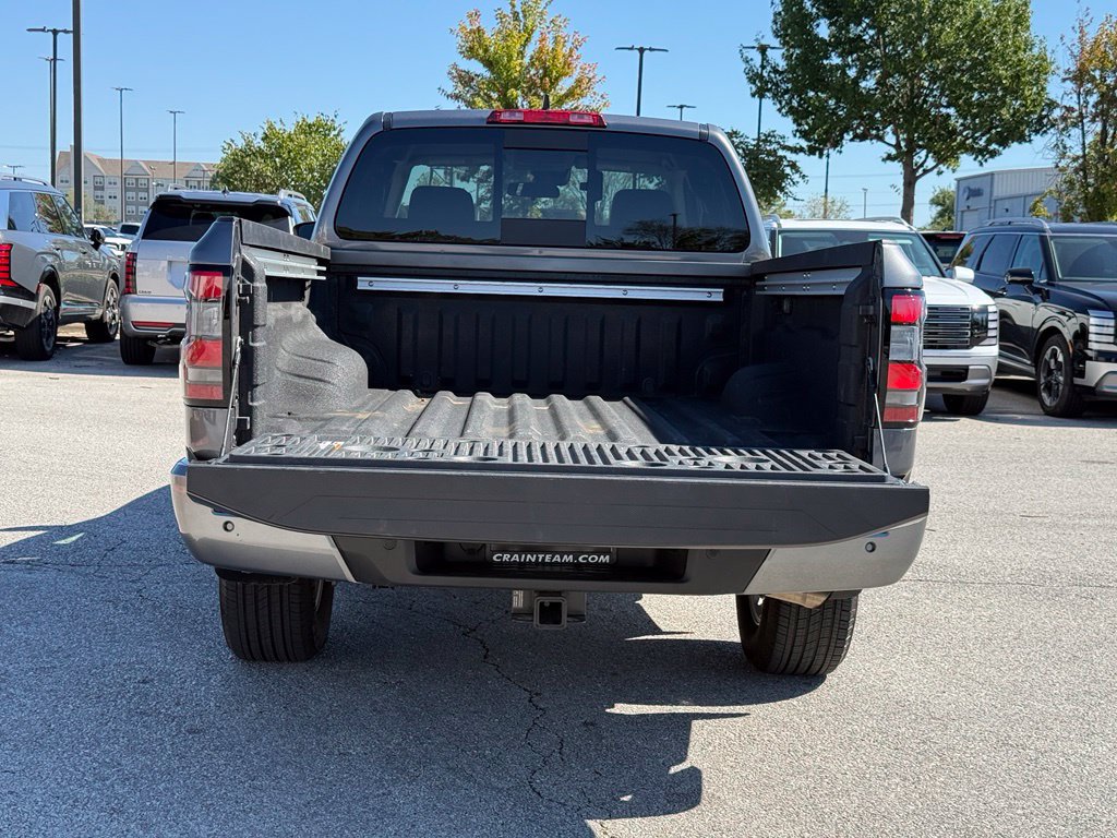 Used 2024 Nissan Frontier SV w/ SV Convenience Package AWD/4WD image 7