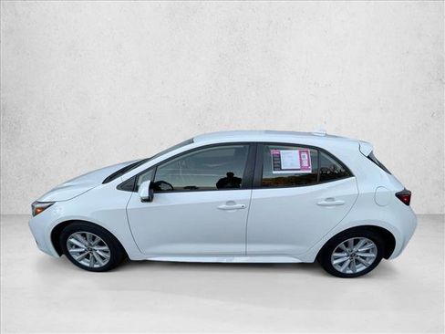 Used 2024 Toyota Corolla SE image 2