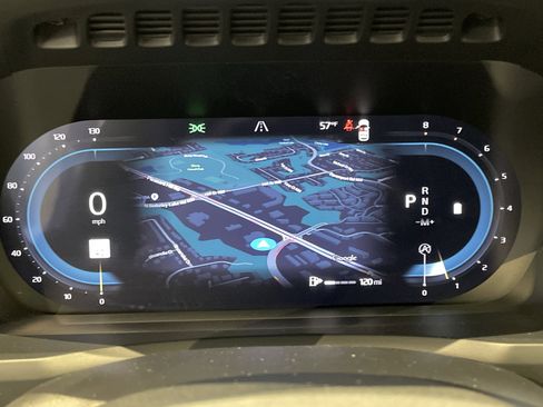 Used 2025 Volvo XC90 B6 Plus image 22