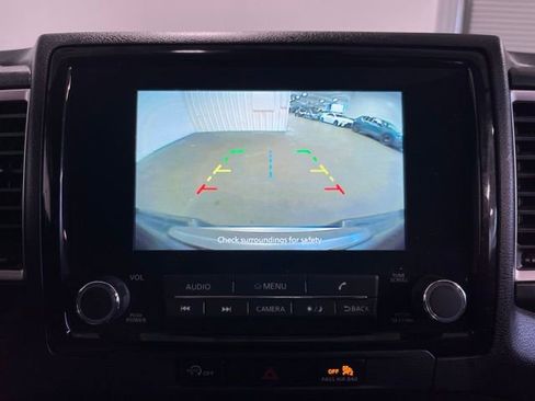 Used 2024 Nissan Frontier SV image 26