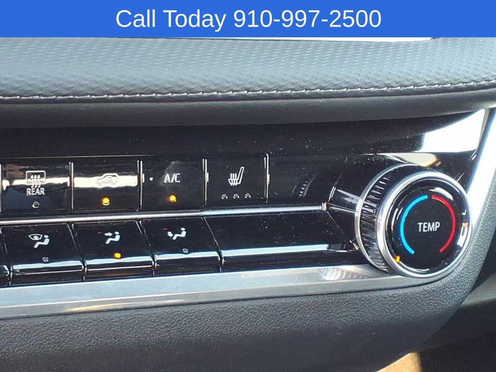 Used 2026 Chevrolet Equinox LT FWD image 16