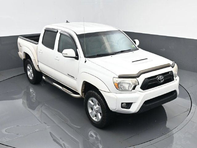 Used 2012 Toyota Tacoma 4x4 Double Cab w/ TRD Sport Pkg image 17