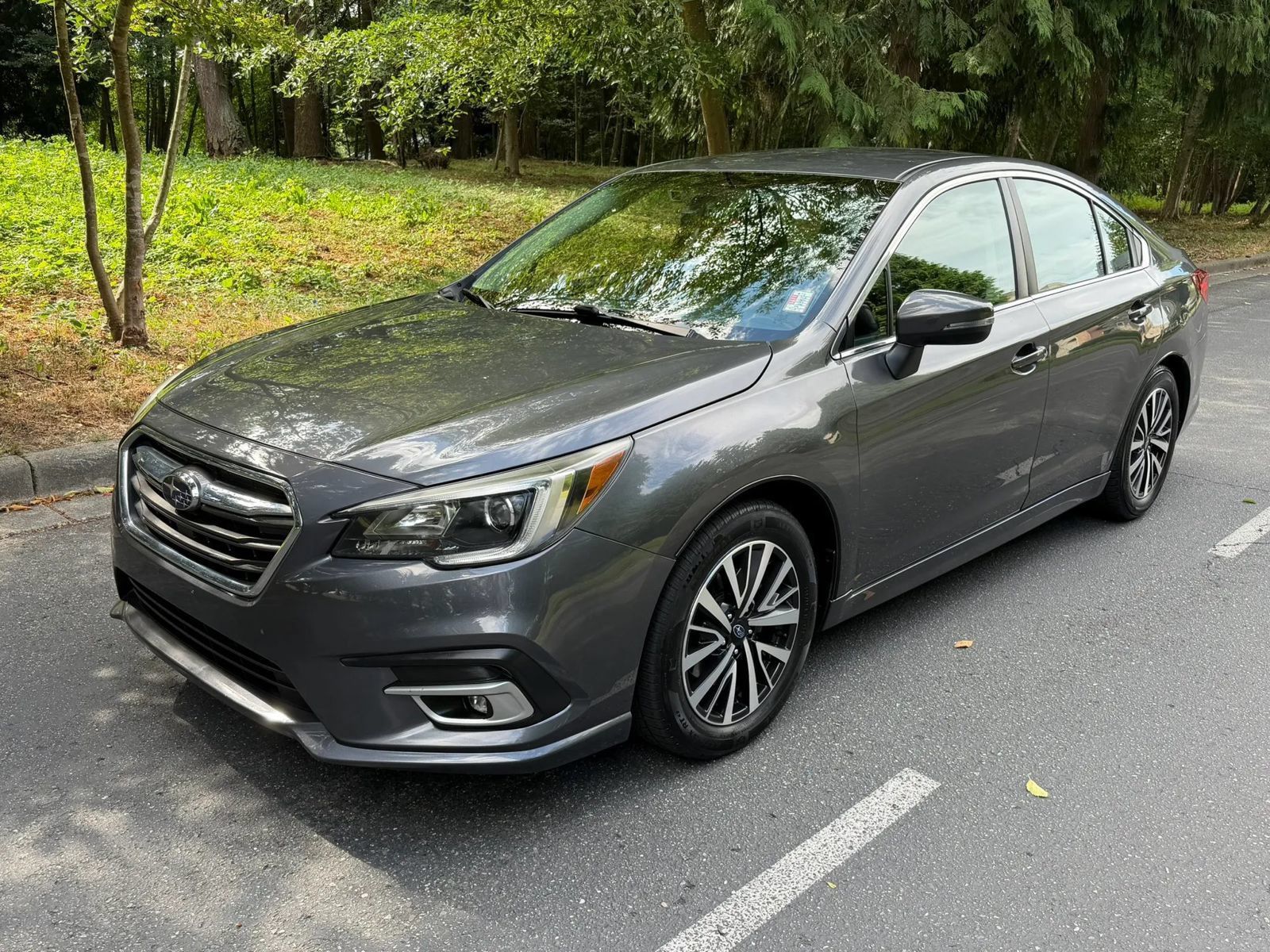 Used 2018 Subaru Legacy 2.5i Premium w/ Eyesight & BSD & Rcta & HBA AWD/4WD image 2