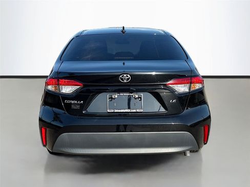 Used 2024 Toyota Corolla LE FWD image 6