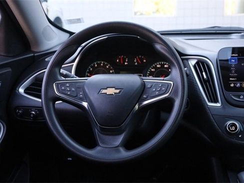 Used 2024 Chevrolet Malibu LT image 22
