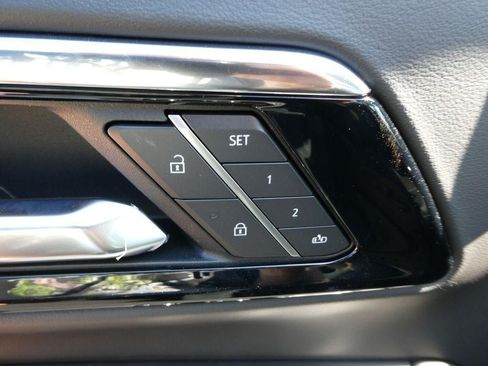 New 2026 Chevrolet Tahoe High Country AWD/4WD image 21