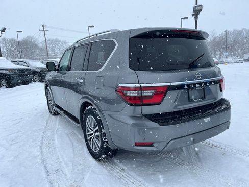 Used 2024 Nissan Armada SL image 3