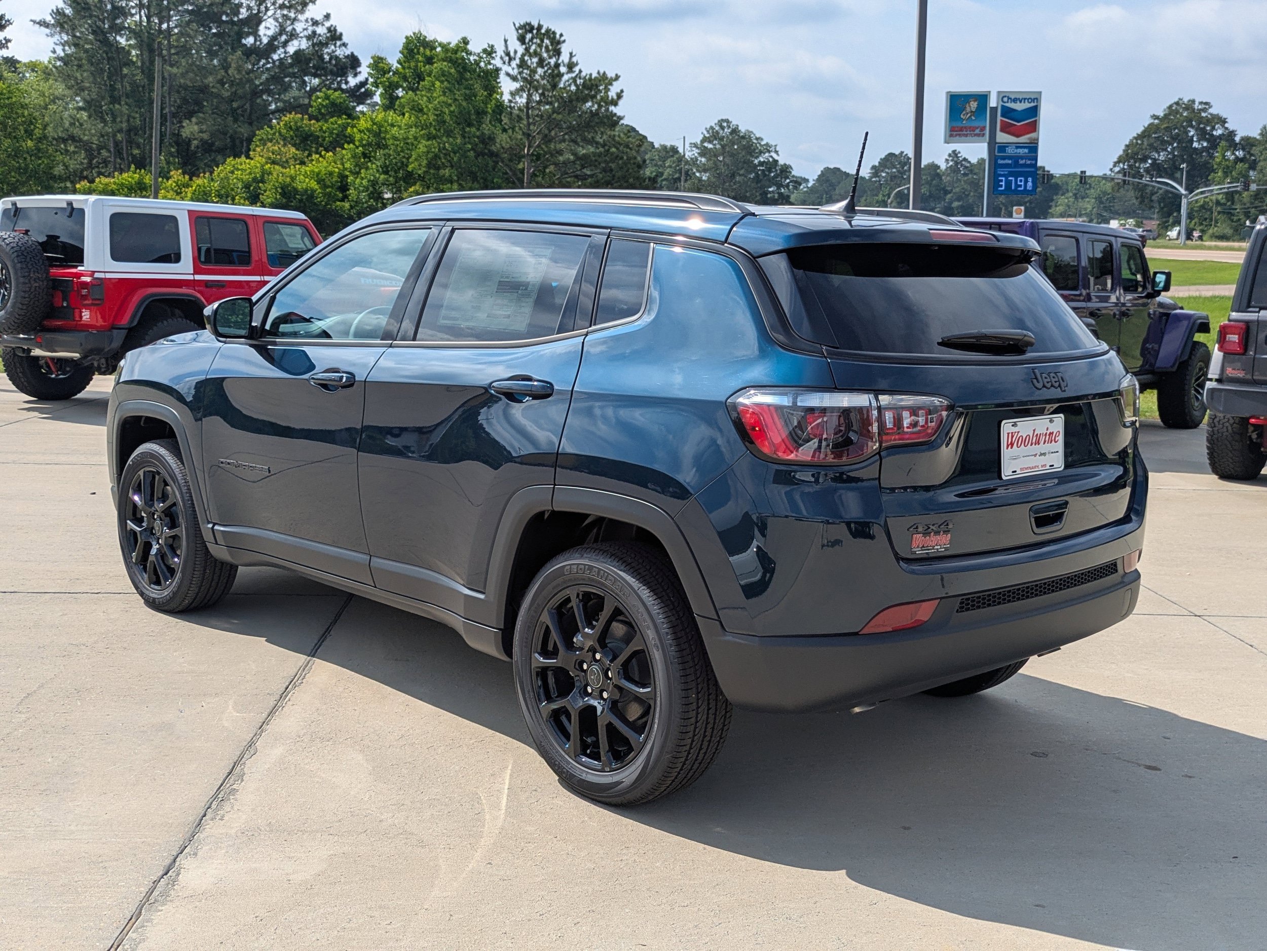 New 2026 Jeep Compass Latitude AWD/4WD image 6