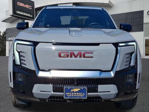 Used 2026 GMC Sierra EV Denali AWD/4WD image 23