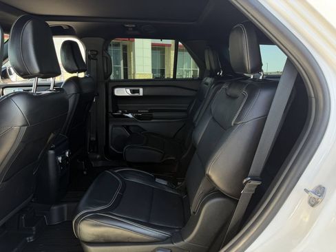 Used 2021 Ford Explorer ST w/ Equipment Group 401A AWD/4WD image 26