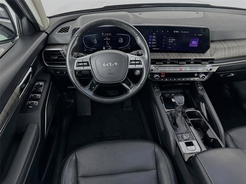 Used 2023 Kia Telluride EX image 24