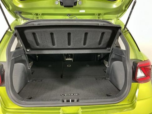 Used 2021 Hyundai Venue SEL FWD image 25