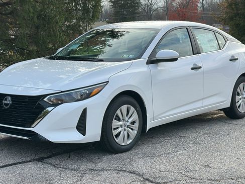 New 2025 Nissan Sentra S image 2