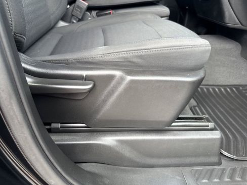 Used 2024 Chevrolet Silverado 2500 Custom w/ Custom Convenience Package AWD/4WD image 36