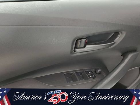 Used 2023 Toyota Corolla LE FWD image 19